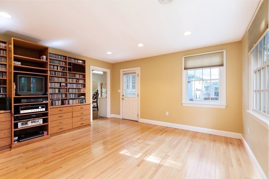 53 Great Meadow Road Newton, MA 02459 - Photo 25 of 33