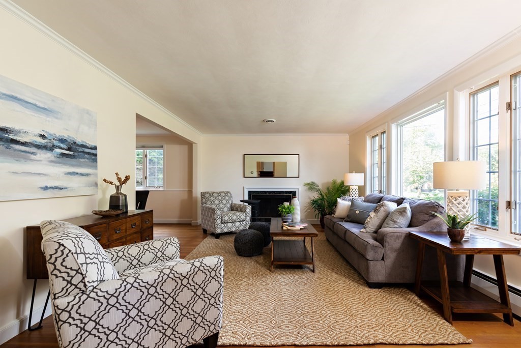 53 Great Meadow Road Newton, MA 02459 - Photo 3 of 33