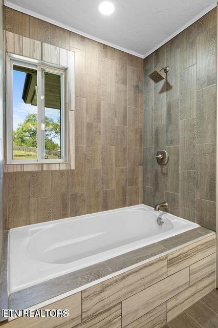 516 Delaware Avenue Oak Ridge, TN 37830 - Photo 31 of 43 a bathroom with a shower and a bathtub