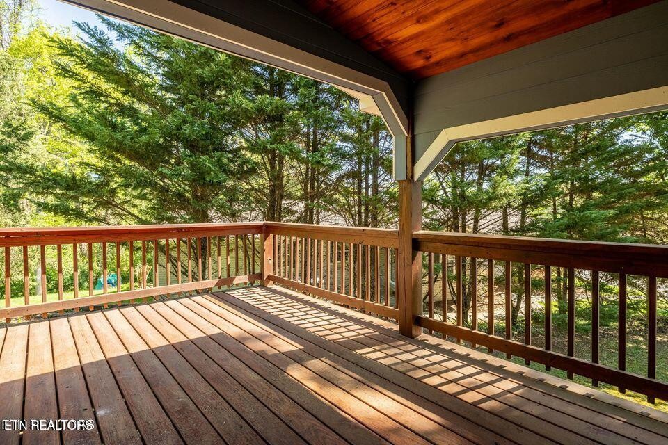 516 Delaware Avenue Oak Ridge, TN 37830 - Photo 36 of 43 a view of balcony with wooden floor