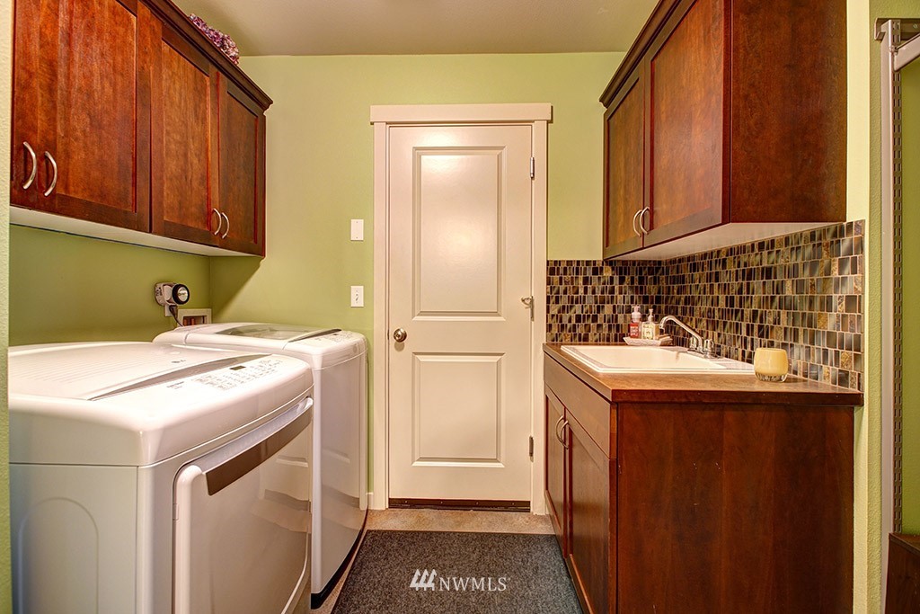 15930 35th Drive Southeast Bothell, WA 98012 - Photo 11 of 25