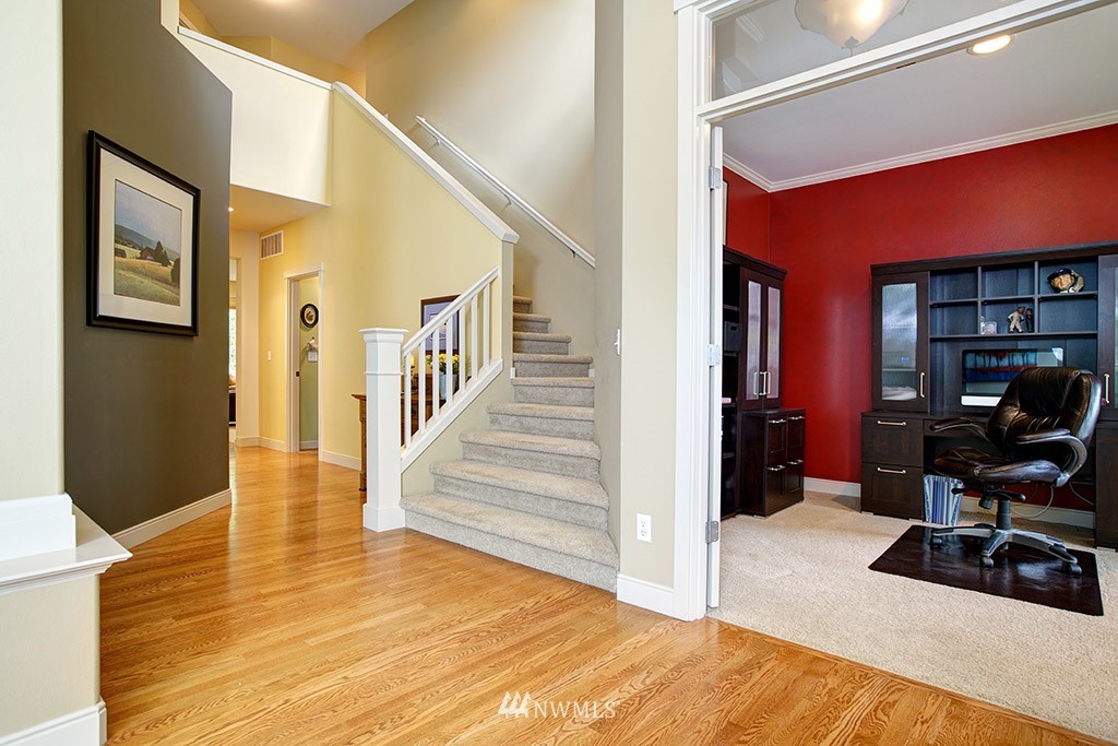 15930 35th Drive Southeast Bothell, WA 98012 - Photo 3 of 25