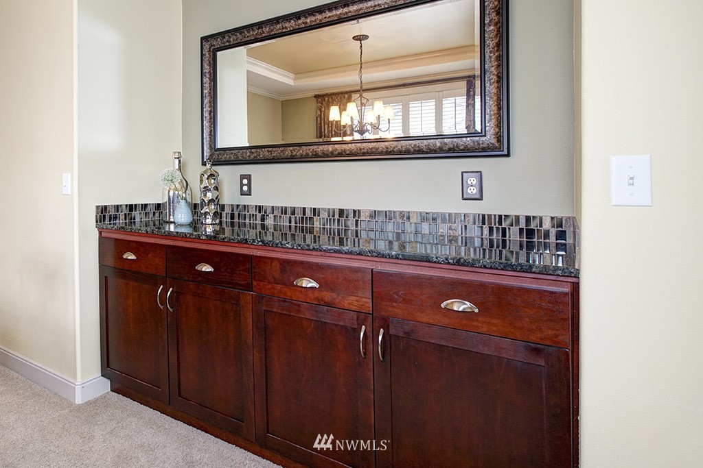 15930 35th Drive Southeast Bothell, WA 98012 - Photo 6 of 25
