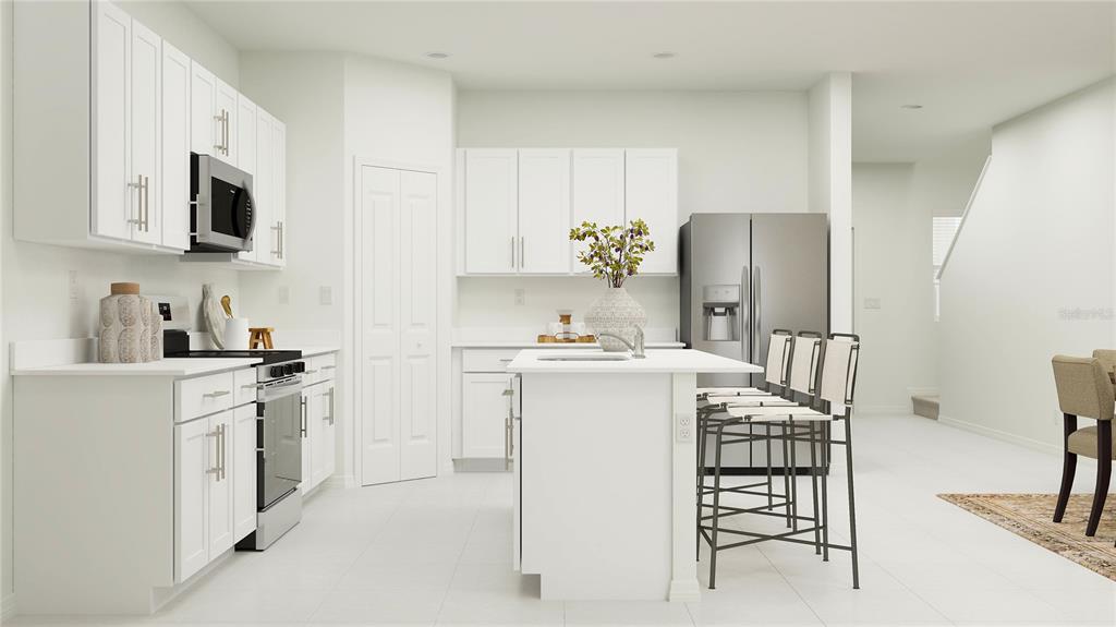 922 Hour Glass Road Lakeland, FL 33801 - Photo 5 of 28 Gallery Image 5