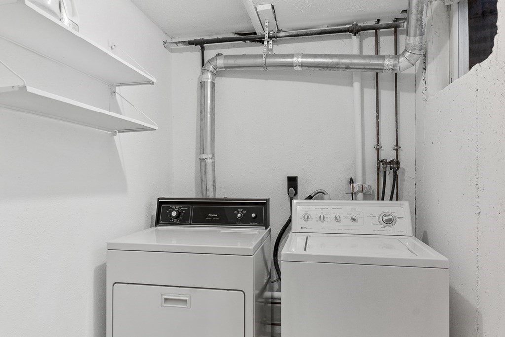 26 Farmland Road, Unit B Lowell, MA 01850 - Photo 33 of 39 Gallery Image 33