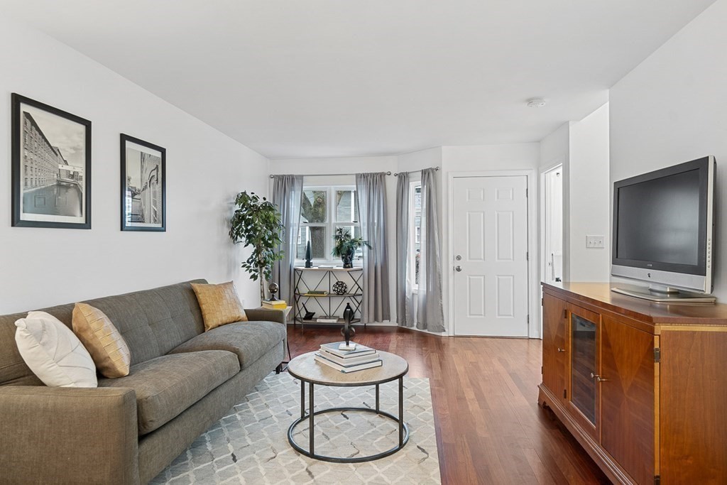 26 Farmland Road, Unit B Lowell, MA 01850 - Photo 6 of 39 Gallery Image 6