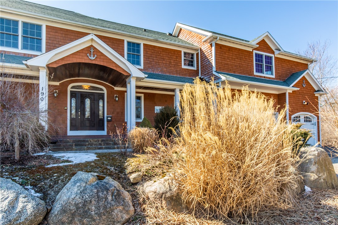 190 Lloyd Road North Kingstown, RI 02874 - Photo 3 of 46