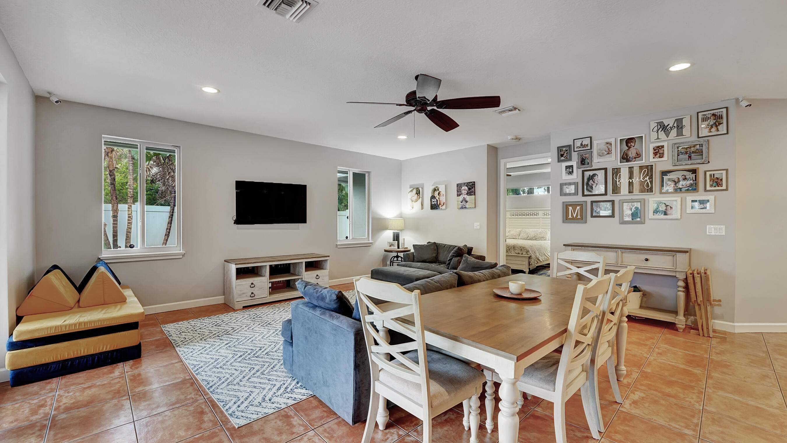398 Northeast 23rd Street Boca Raton, FL 33431 - Photo 12 of 31 DSC06182