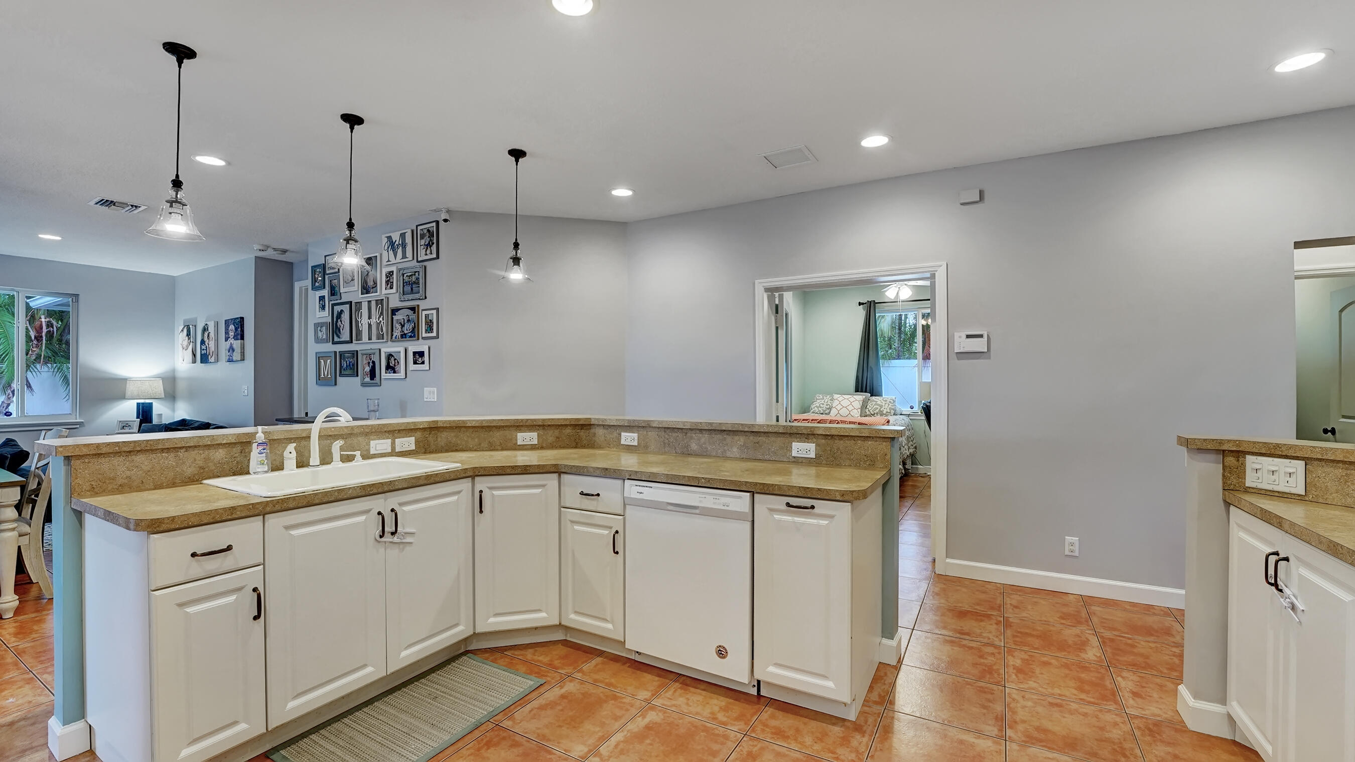 398 Northeast 23rd Street Boca Raton, FL 33431 - Photo 8 of 31 DSC06237