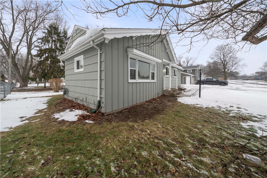11 Ventura Road Gates, NY 14624 - Photo 41 of 43 Exterior freshly painted this Fall