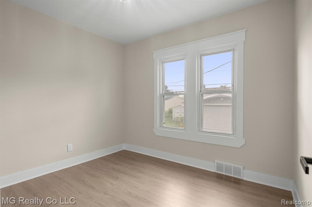 18540 Ruth Street Melvindale, MI 48122 - Photo 10 of 29