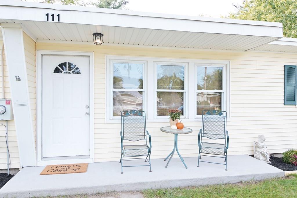 111 Groton Street Springfield, MA 01129 - Photo 2 of 26 a outdoor space with the view of sitting space