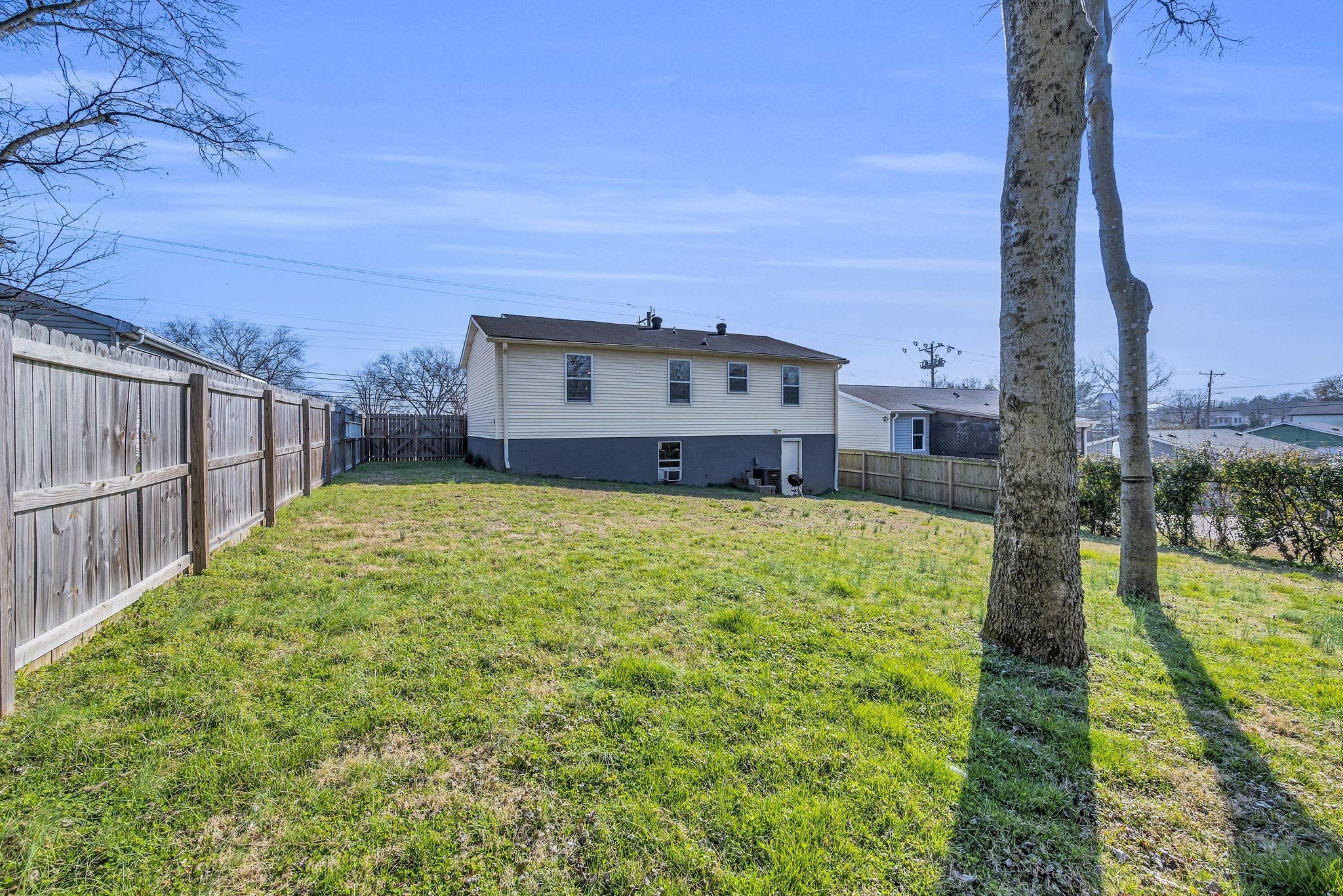 1016 Cheyenne Boulevard Madison, TN 37115 - Photo 24 of 25 a view of a back yard with a house