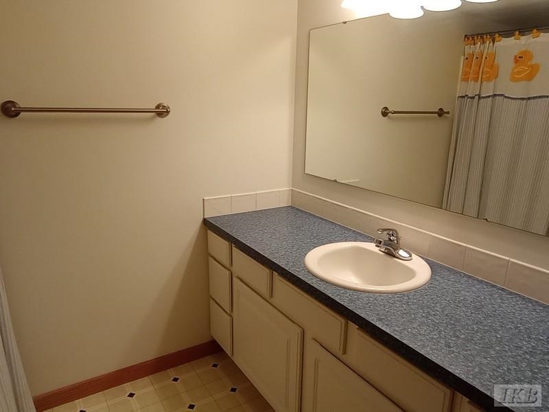 1682 Castleview, Unit 4 Gladwin, MI 48624 - Photo 33 of 48
