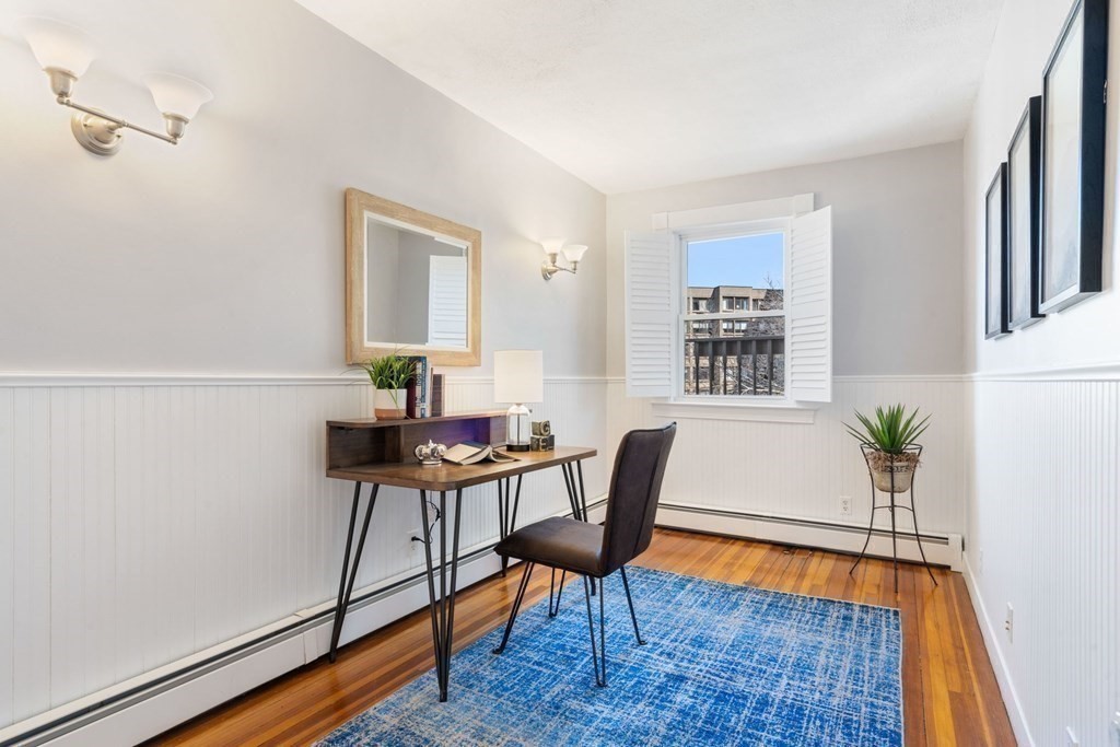 17 Regent Circle, Unit 5 Brookline, MA 02445 - Photo 12 of 31