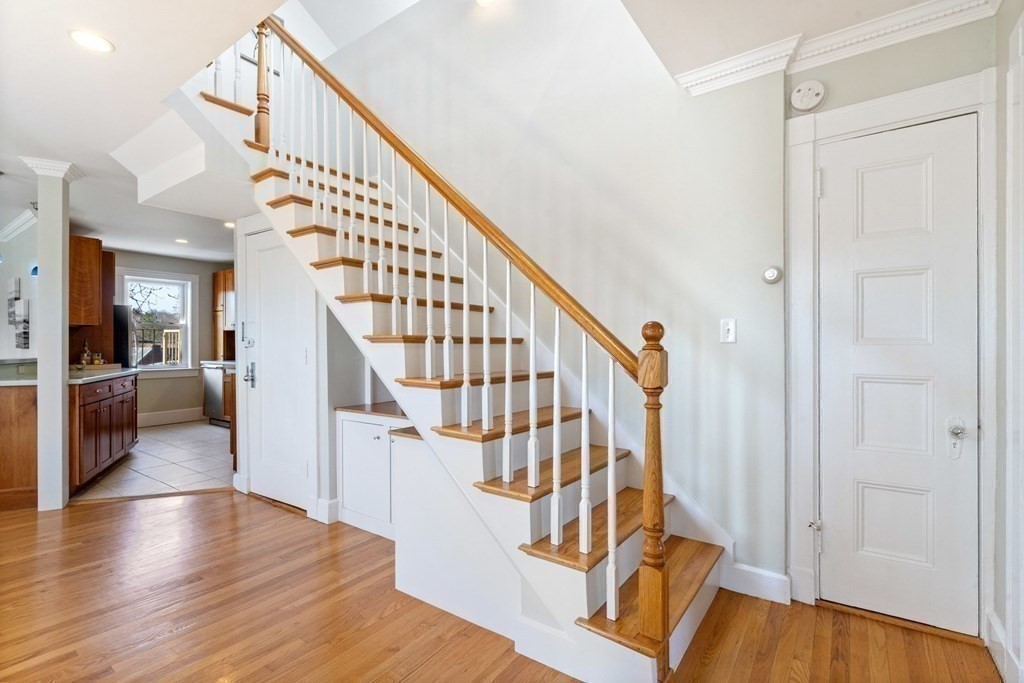 17 Regent Circle, Unit 5 Brookline, MA 02445 - Photo 14 of 31