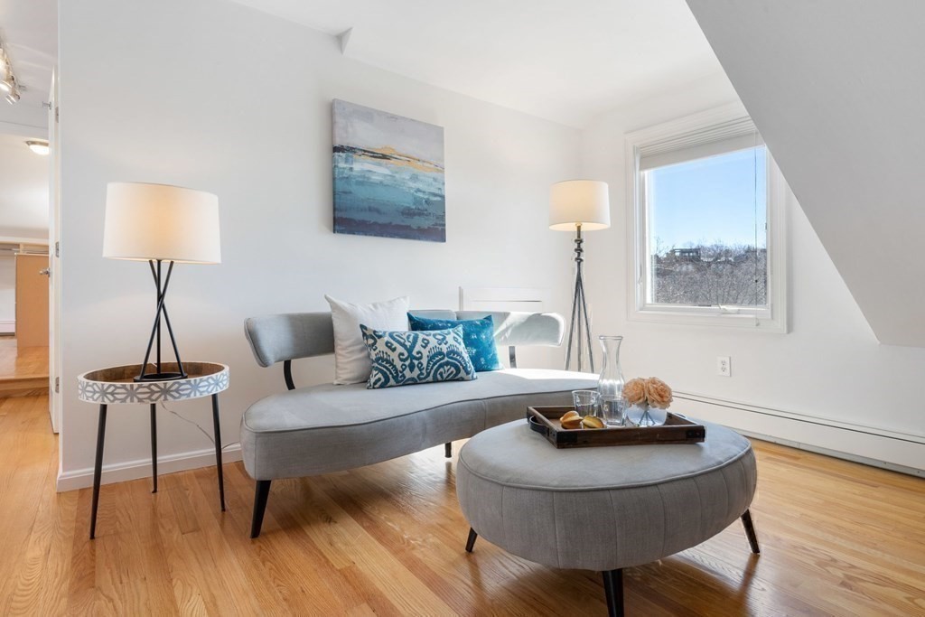 17 Regent Circle, Unit 5 Brookline, MA 02445 - Photo 17 of 31