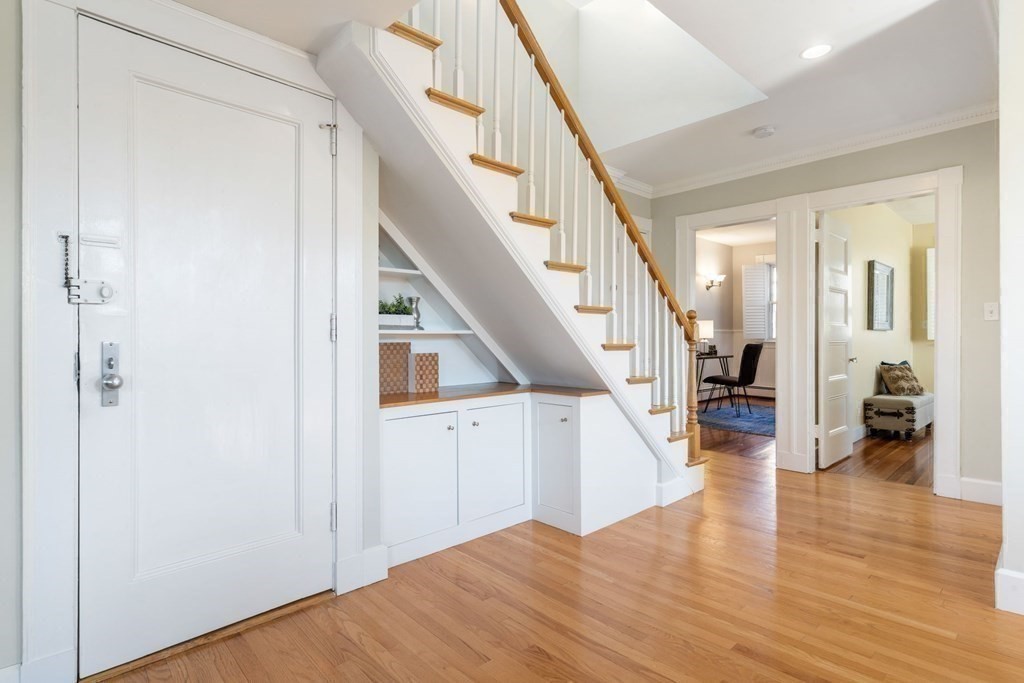 17 Regent Circle, Unit 5 Brookline, MA 02445 - Photo 8 of 31