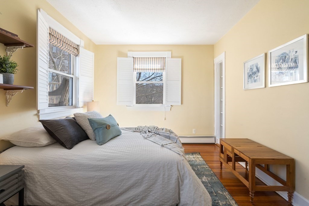 17 Regent Circle, Unit 5 Brookline, MA 02445 - Photo 9 of 31