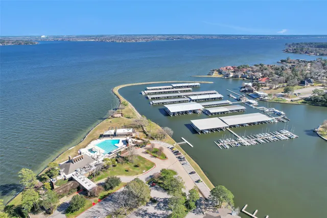 $165,000 | 12100 Melville Drive, Unit 708G, Montgomery, TX 77356