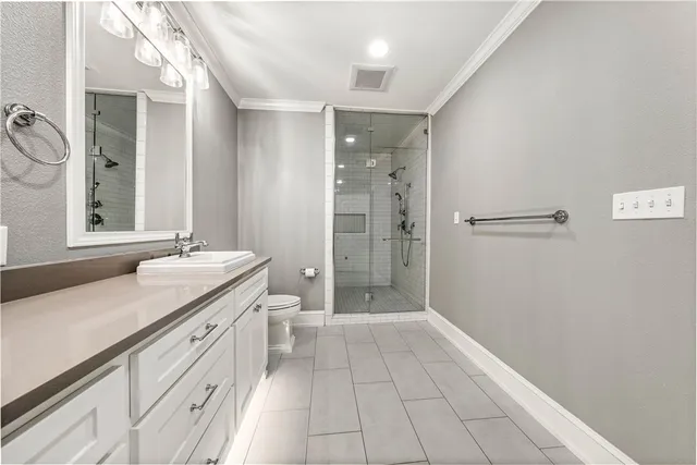 a view of a house with a big yard