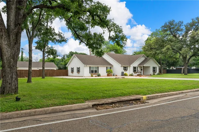 $650,000 | 3405 MacArthur Drive, Waco, TX 76708