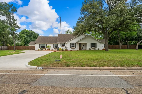 $650,000 | 3405 MacArthur Drive, Waco, TX 76708