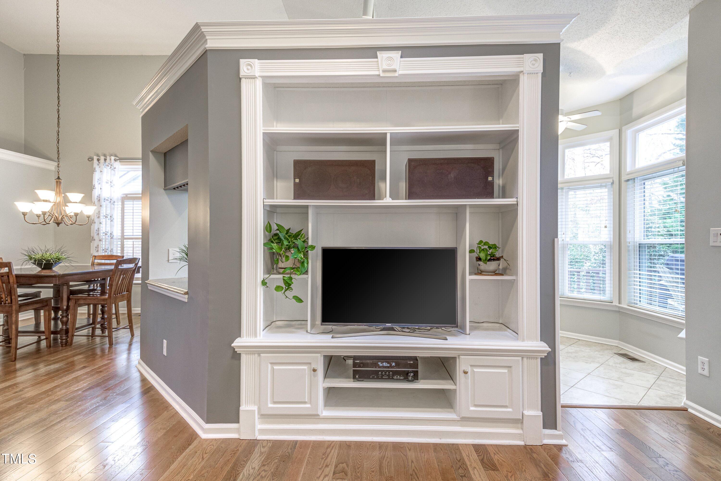 10132 Goodview Court Raleigh, NC 27613 - Photo 13 of 50 16-10132-Goodview-25