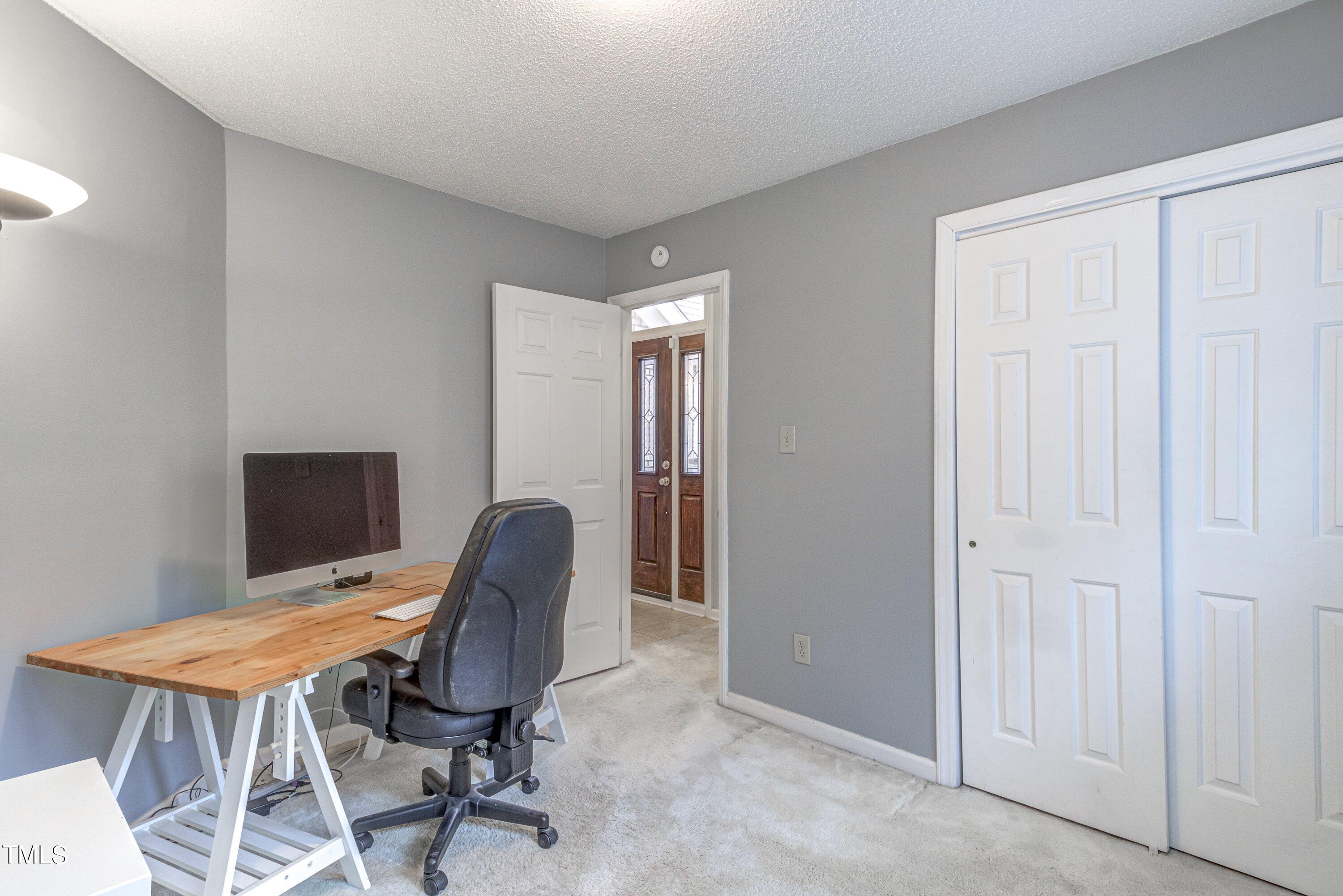 10132 Goodview Court Raleigh, NC 27613 - Photo 34 of 50 37-10132-Goodview-46