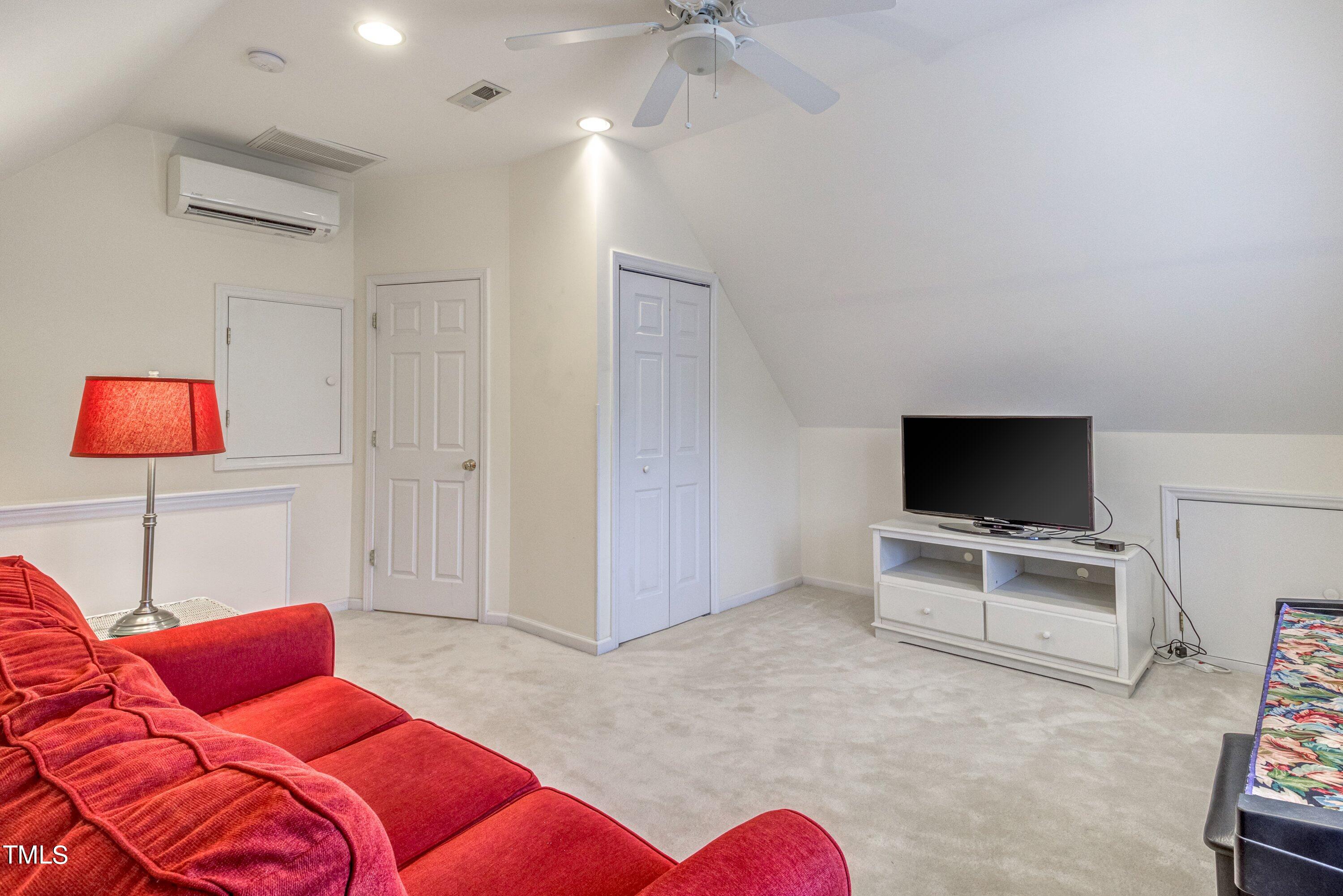 10132 Goodview Court Raleigh, NC 27613 - Photo 37 of 50 40-10132-Goodview-49