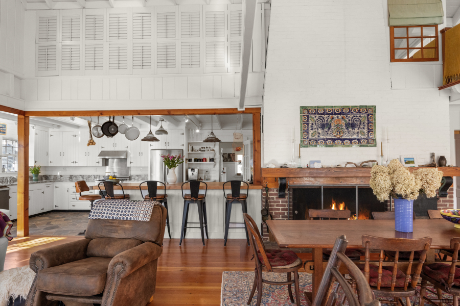 205 S Road Chilmark, MA 02535 - Photo 13 of 48