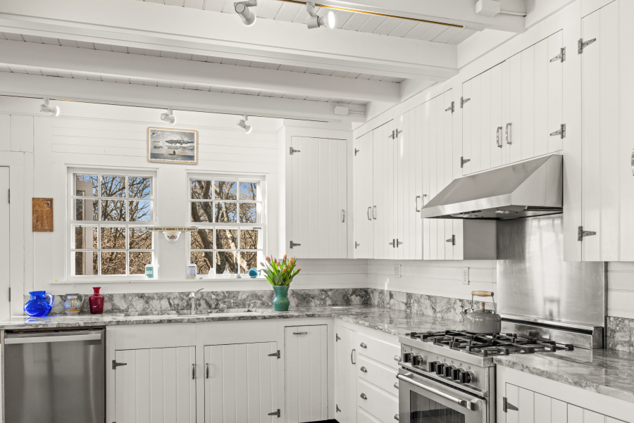 205 S Road Chilmark, MA 02535 - Photo 22 of 48