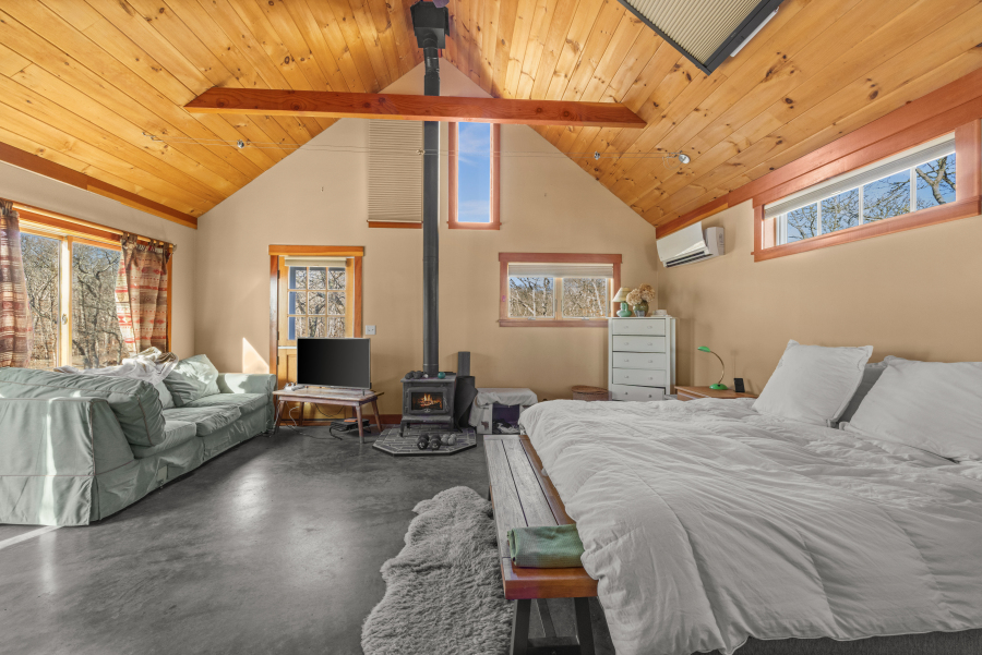 205 S Road Chilmark, MA 02535 - Photo 44 of 48 Guest House