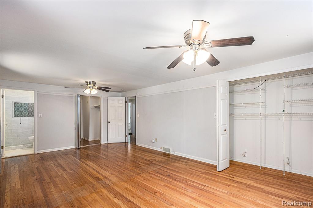 20740 Marter Road Grosse Pointe Woods, MI 48236 - Photo 14 of 37