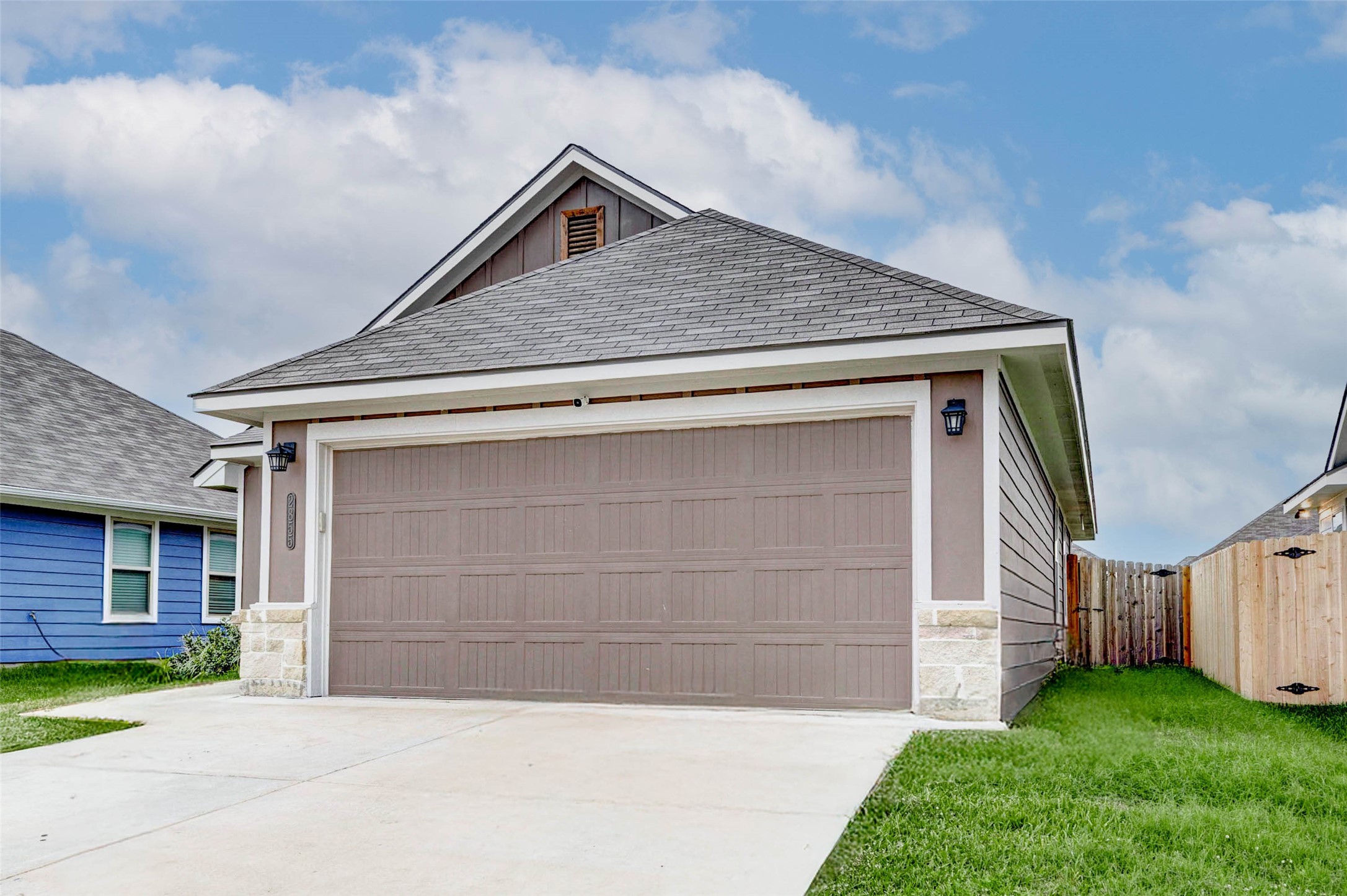 2855 Messenger Way Bryan, TX 77803 - Photo 3 of 24 Gallery Image 3