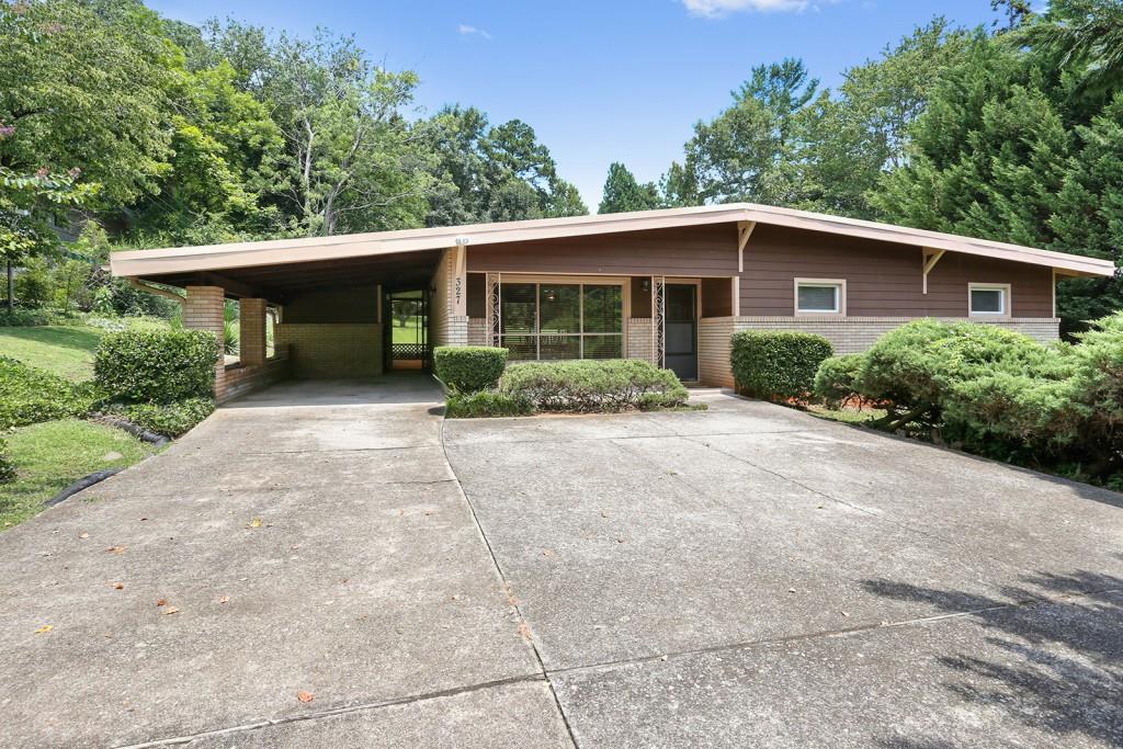 327 North Coleman Road Roswell, GA 30075 - Photo 1 of 1 Gallery Image 1