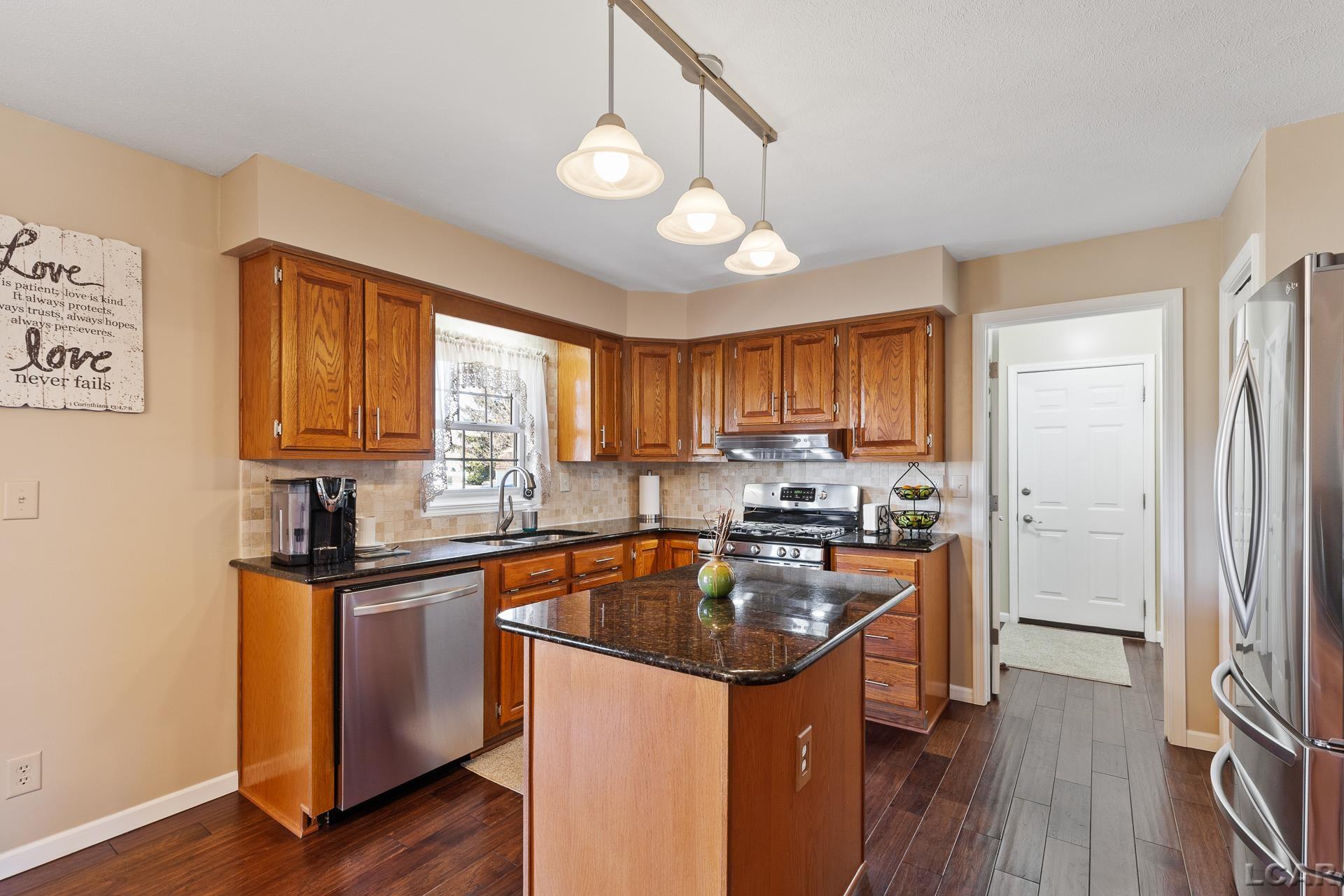 3072 Ives Road Tecumseh, MI 49286 - Photo 19 of 51 50104045-18.JPG
