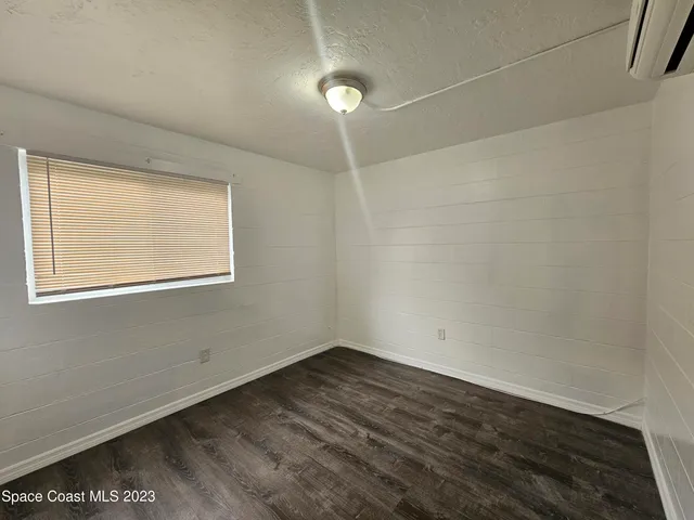 $799 | 1404 South Deleon Avenue, Titusville, FL 32780