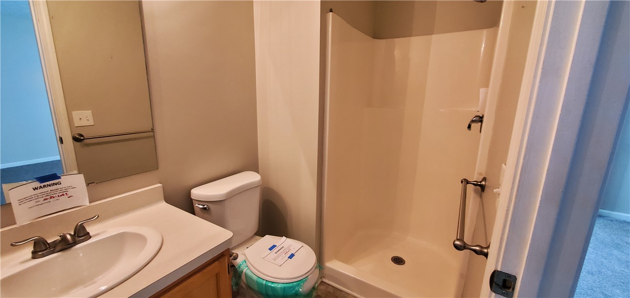 79 Eastview Commons Road Gates, NY 14624 - Photo 23 of 32 Master Bath