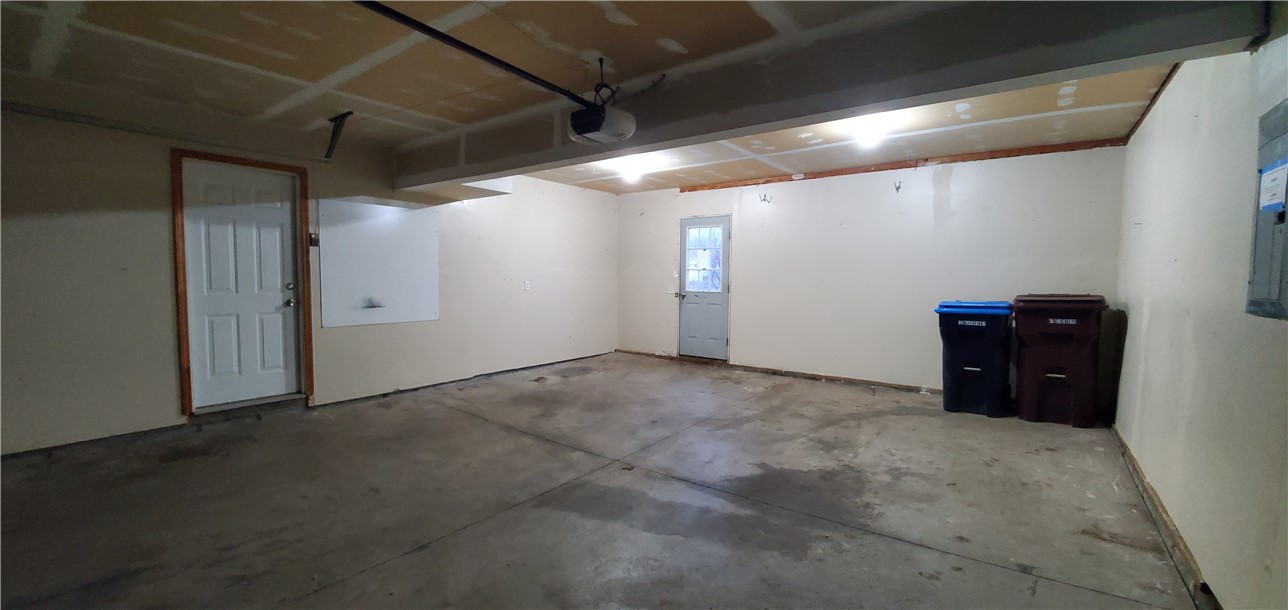 79 Eastview Commons Road Gates, NY 14624 - Photo 27 of 32 Garage