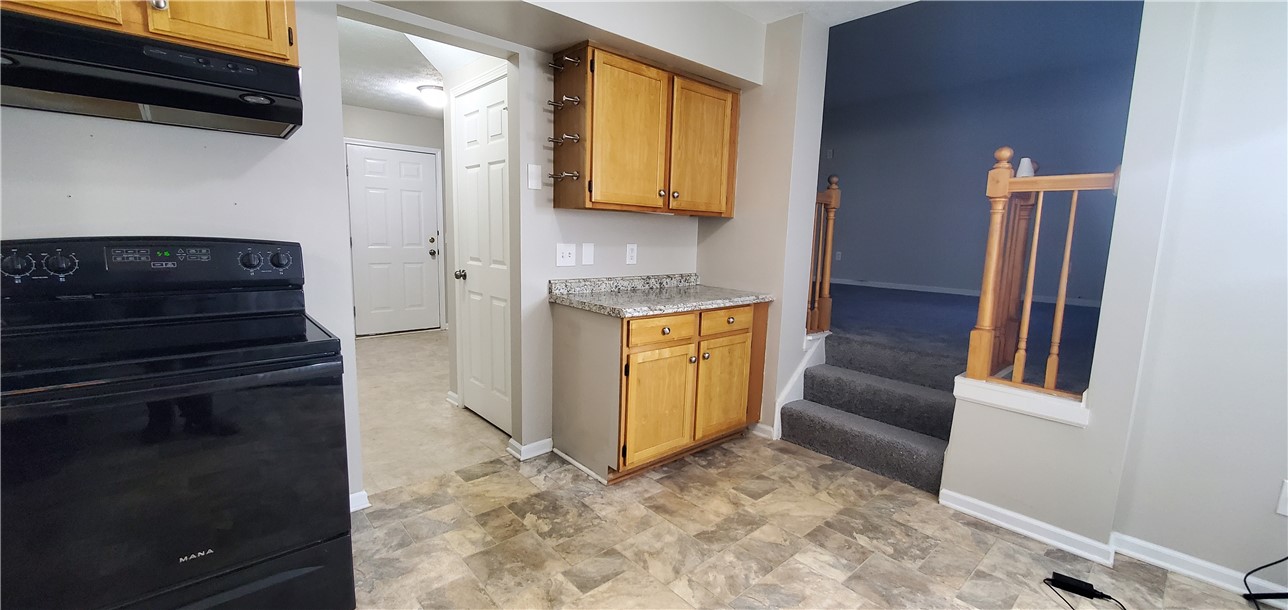 79 Eastview Commons Road Gates, NY 14624 - Photo 8 of 32 Kitchen