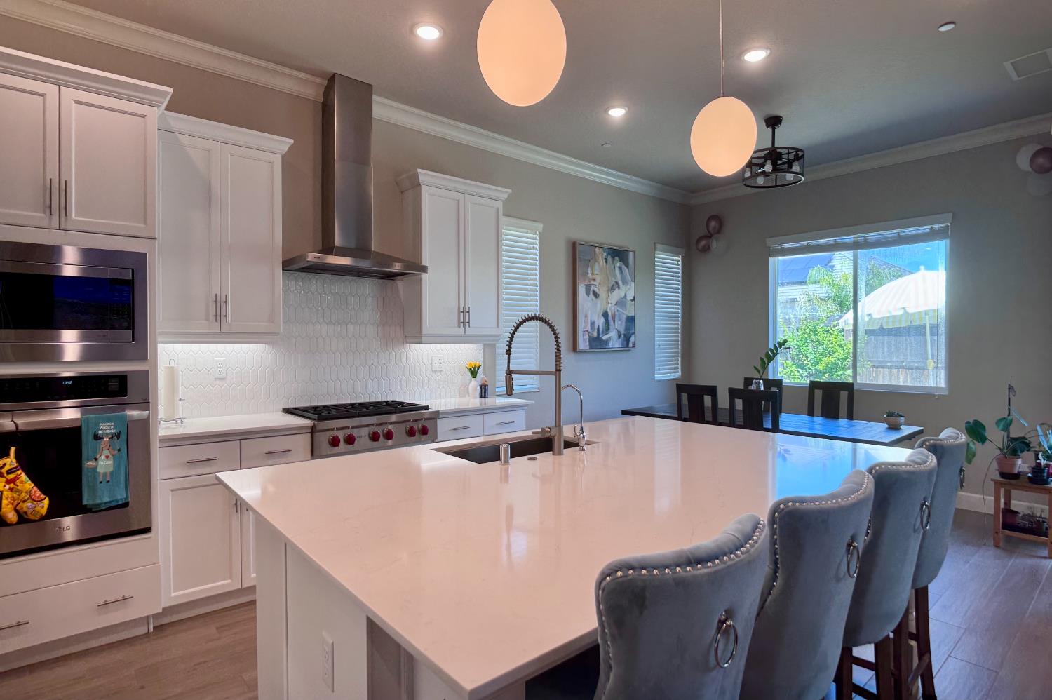 445 Bloom Lane Clovis, CA 93619 - Photo 7 of 31