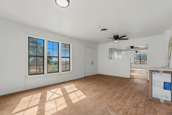 a view of a livingroom with an empty space