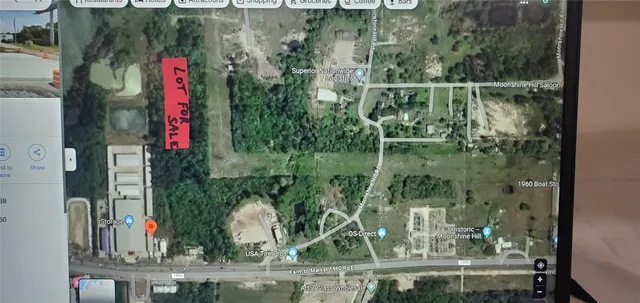 a view of a bird bath