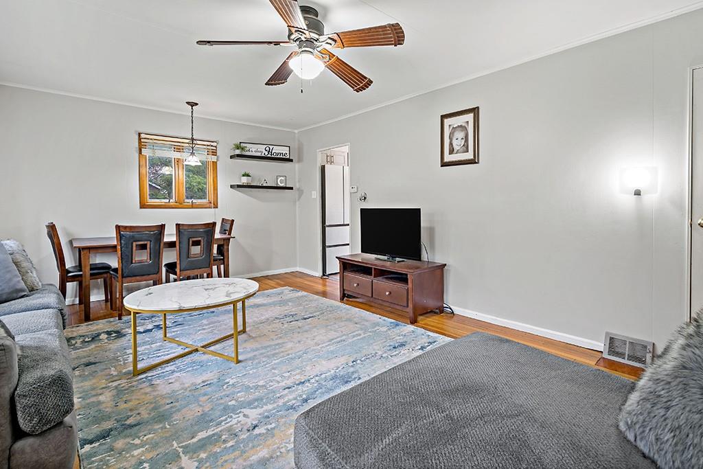 2290 Ferguson Road Allison Park, PA 15101 - Photo 6 of 25 Gallery Image 6