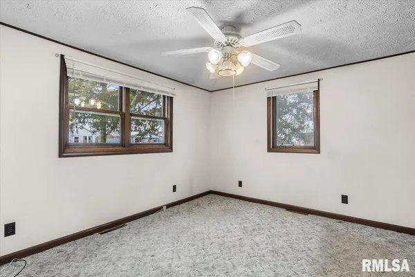 $110,000 | 496 South Miller Street, Waverly, IL 62692