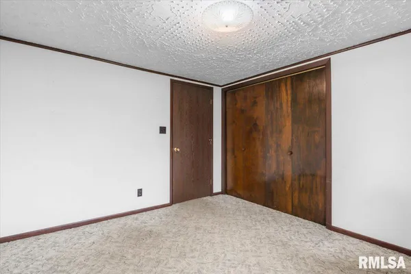 $110,000 | 496 South Miller Street, Waverly, IL 62692