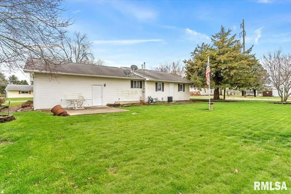 $110,000 | 496 South Miller Street, Waverly, IL 62692