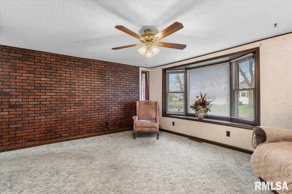 $110,000 | 496 South Miller Street, Waverly, IL 62692