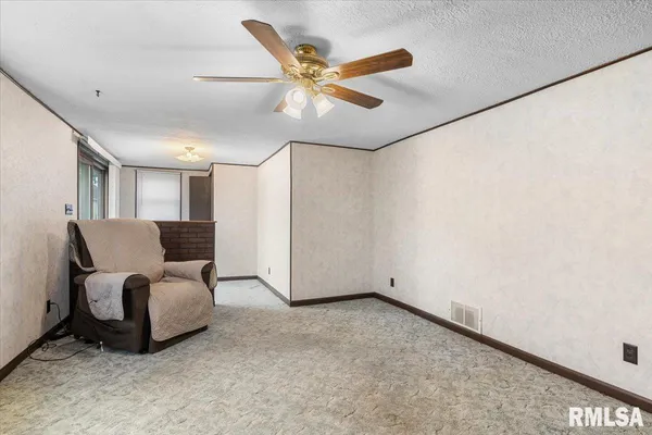 $110,000 | 496 South Miller Street, Waverly, IL 62692